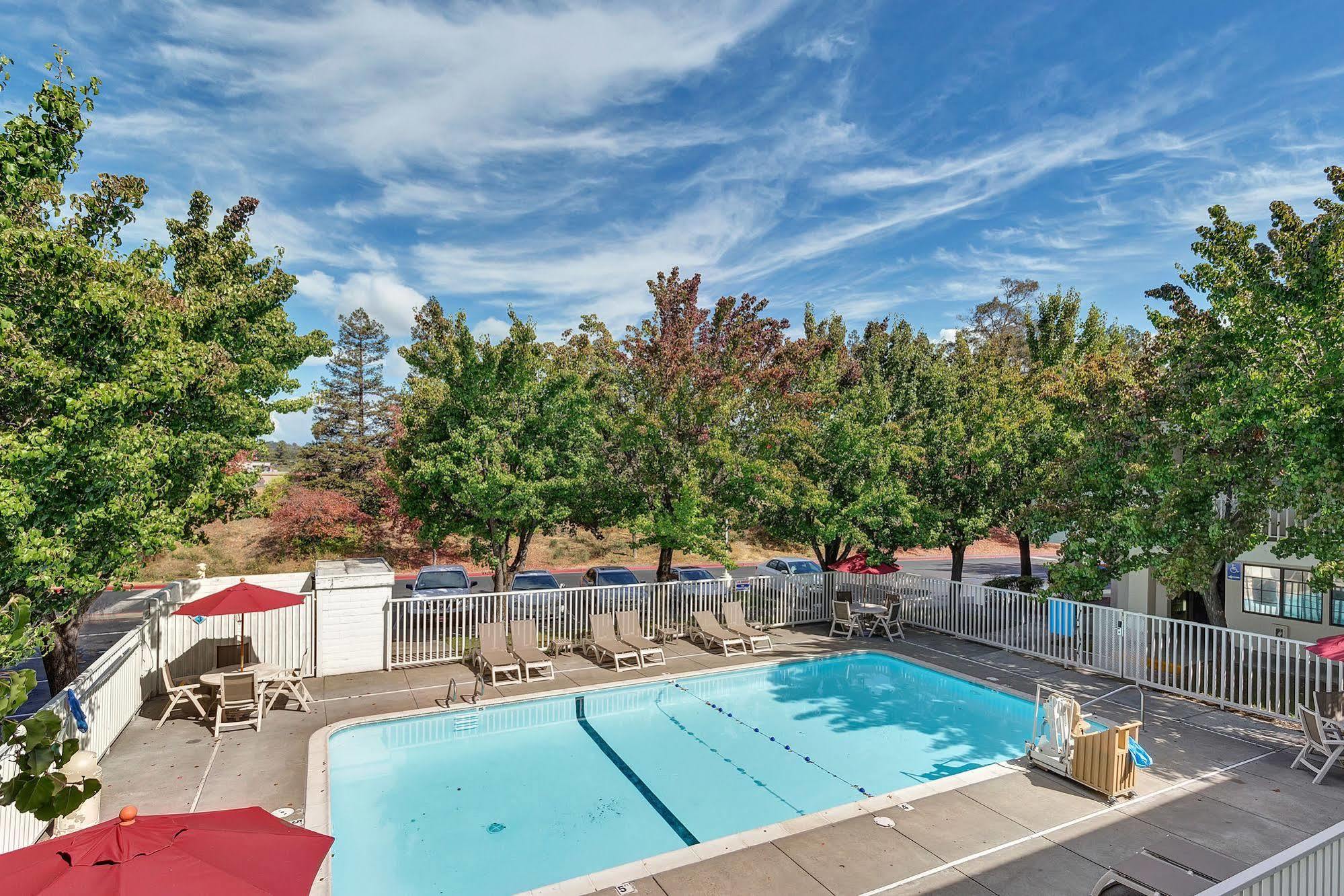 Motel 6-Santa Rosa, Ca - North Экстерьер фото